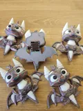 Фигурка на baby dragon с подвижна глава