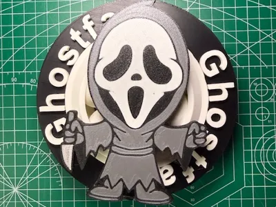 Ghostface themed spinner hype chain