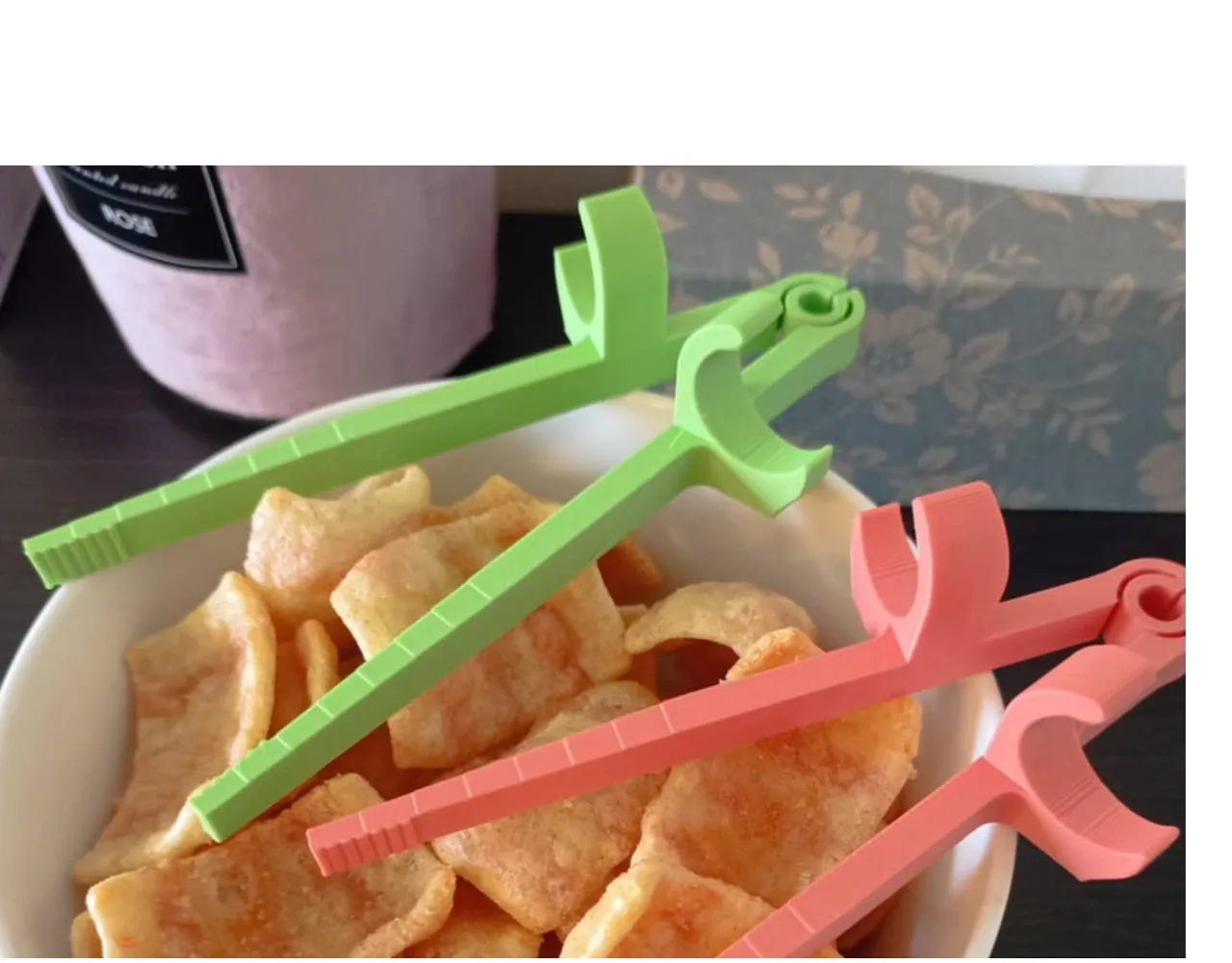 Finger Chopsticks for Gamer Gaming Snack view 4