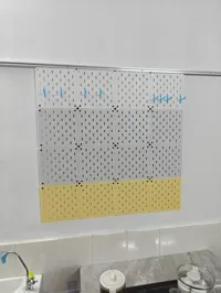 洞洞板主体20cmX20CM