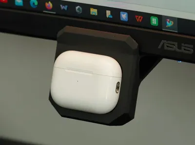 AirPods Pro Monitor Organizer