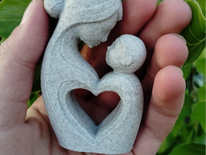 Modern Mother & Child Heart Sculpture–Mother’s Day
