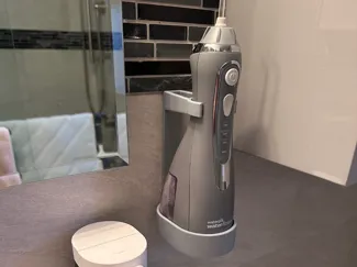 Wall Mount Waterpik Cordless Advanced 2.0 (WP-587)