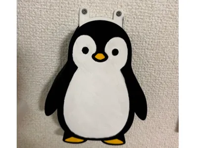 Penguin Wall-Mounted TV Remote Holder