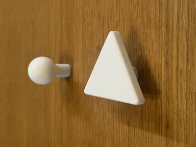 Minimalist Non-marking Hook