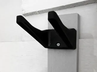Hammer hanger for multiple hammers