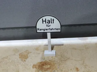 Ra 10 mit Standfuß