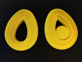 With yolk/middle - 0.2mm layer, 2 walls, 15% infill