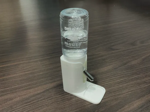 Support de bouteille pour hamster