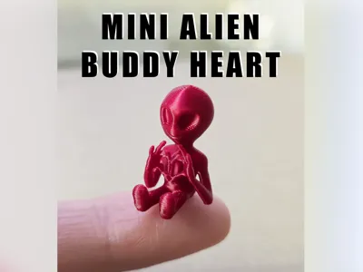 Mini Alien Buddy Heart