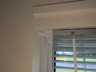 No-Drill Venetian Blind Tension Mount / Extender