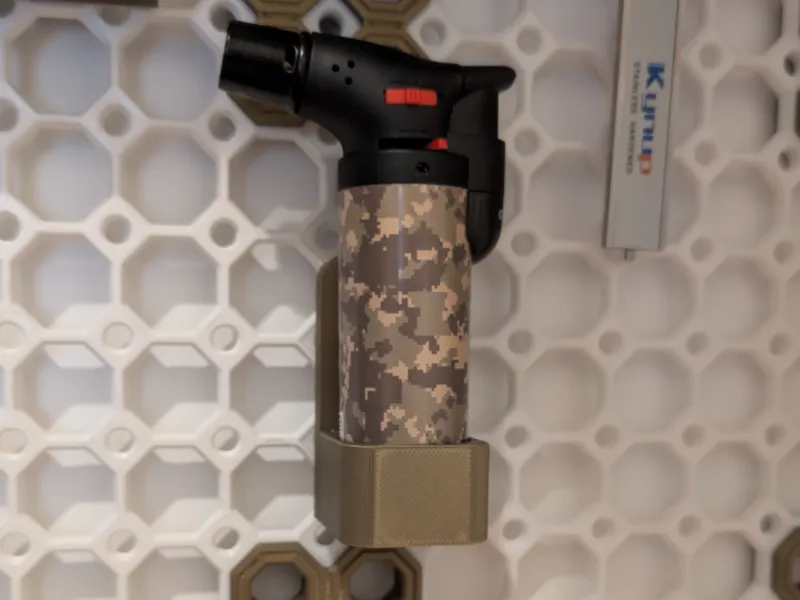 Multiboard_Halter_Sturmfeuerzeug