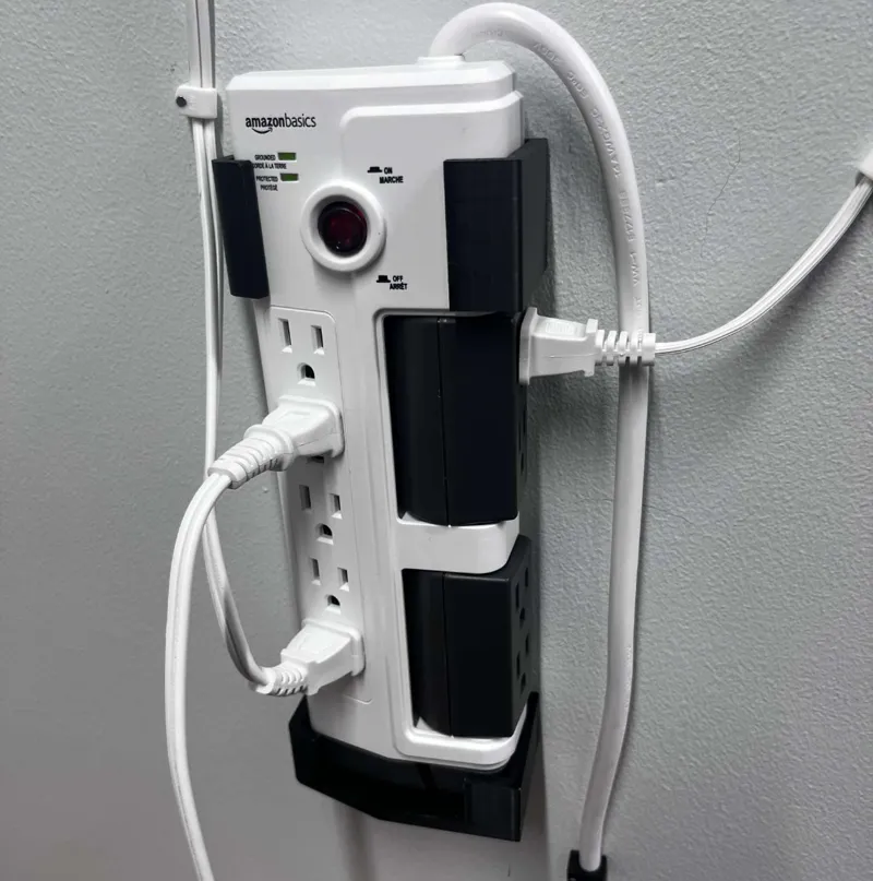 Power Cord Extension Cord Holder: Vertical