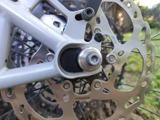 MTB chainstay spacer