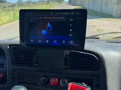 BMW screen adapter for FIAT van