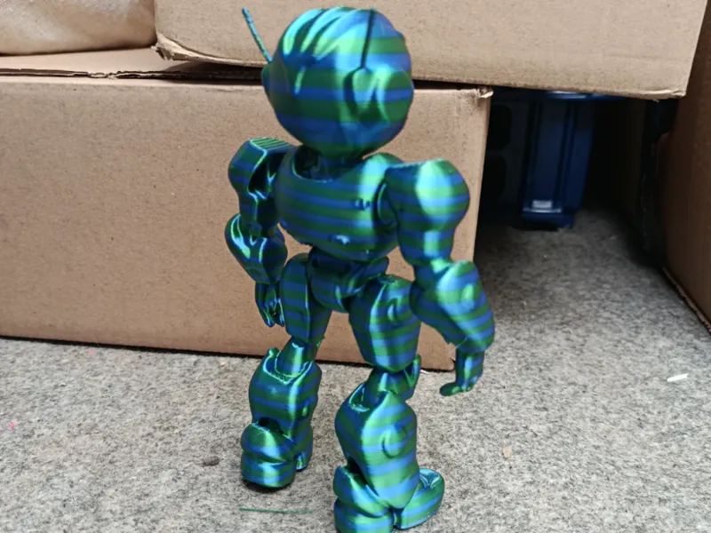 robot con antenas