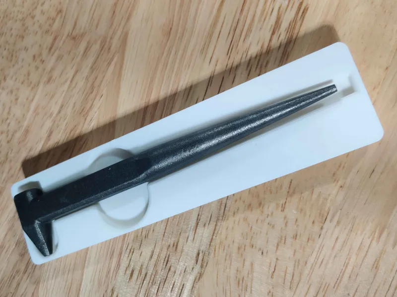 Gridfinity KAKURI Nail Punch Tool 1x4
