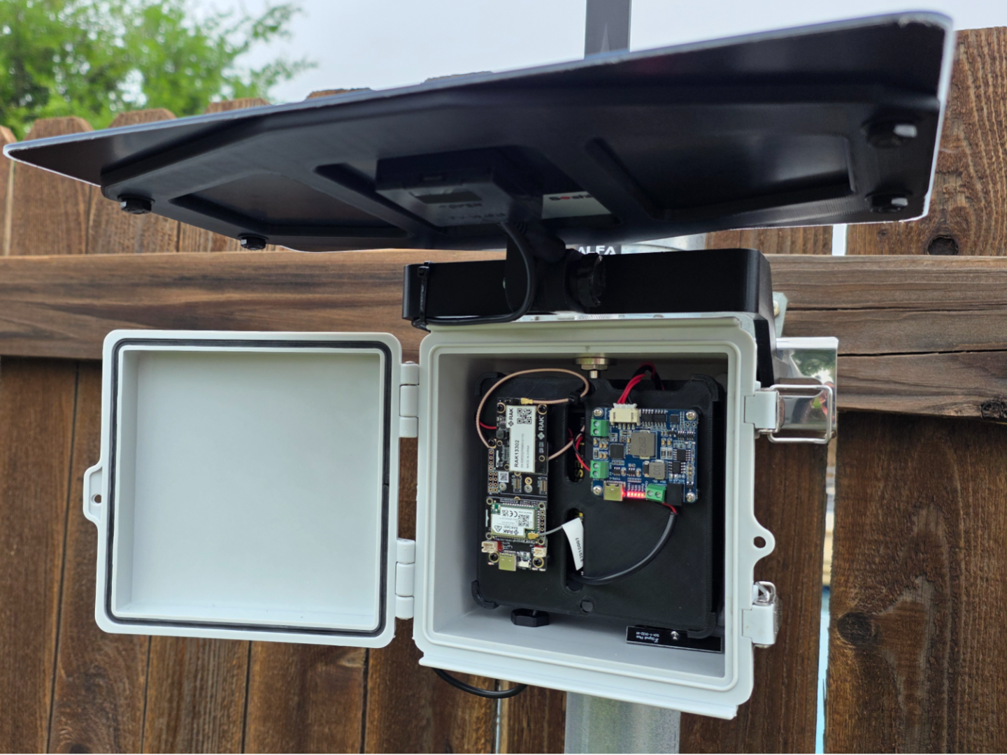 WaveShare & WisBlock Junction Box Mounting Plate