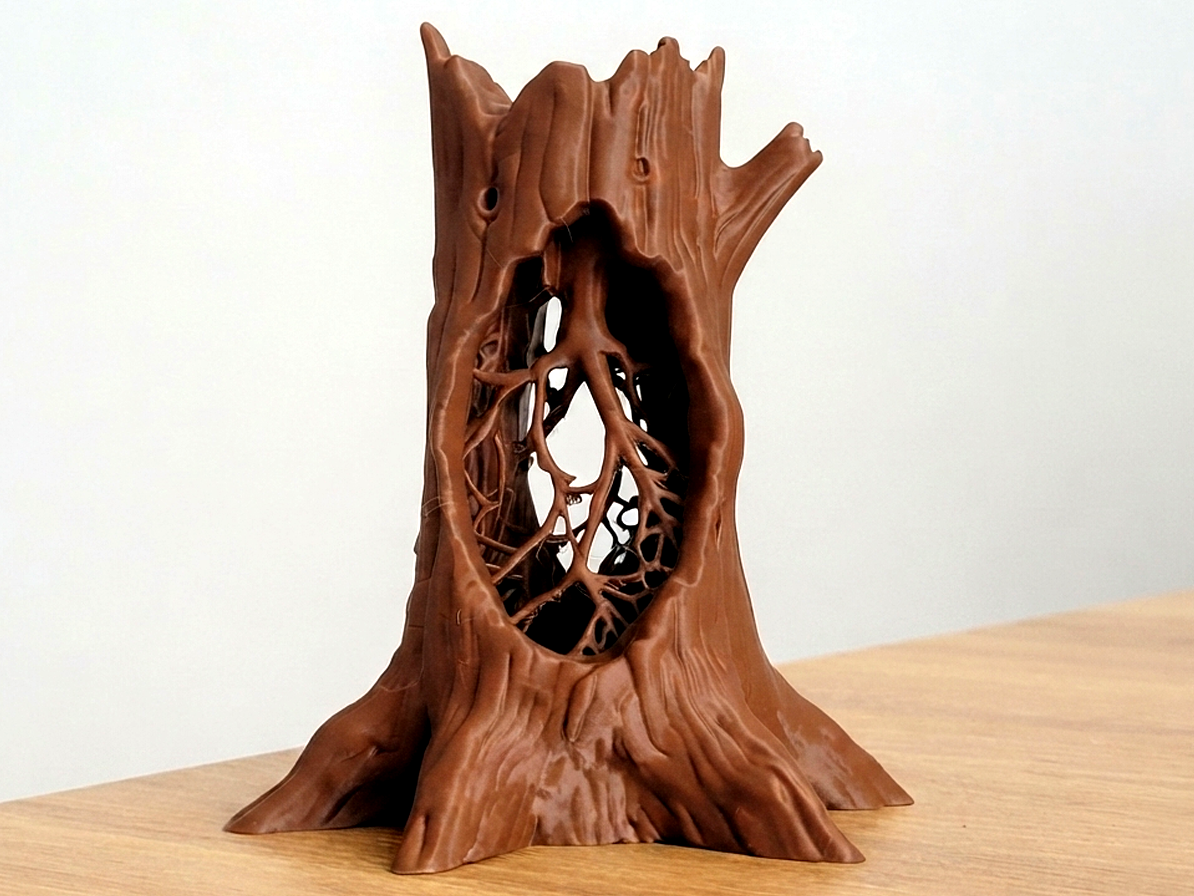 Tree sculpture