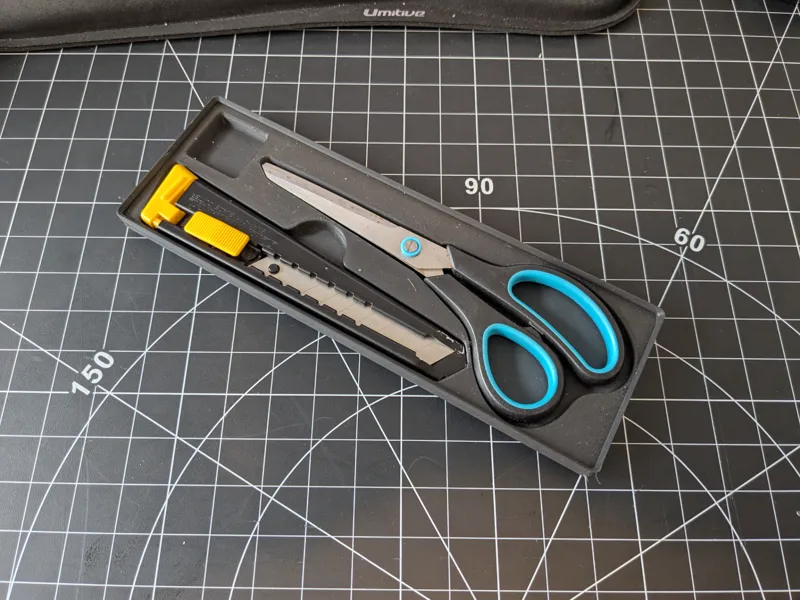 Gridfinity Knife and Scissors tray