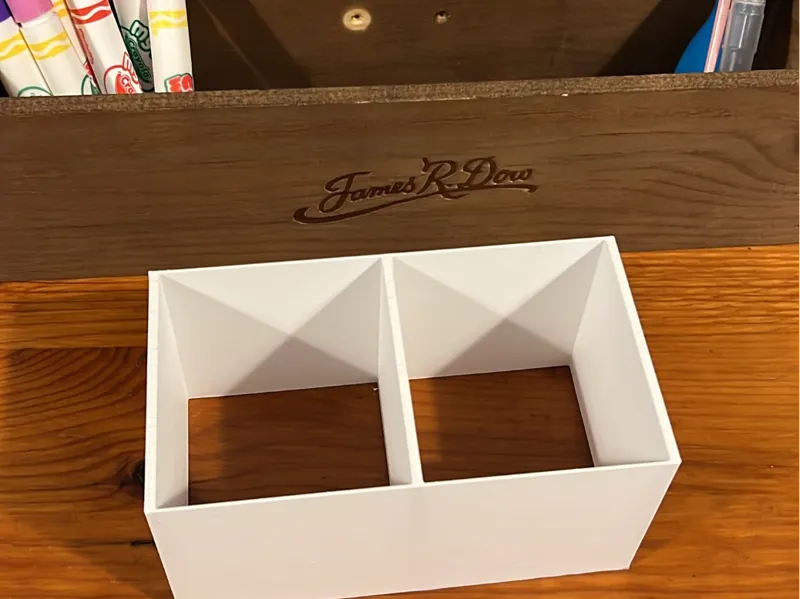 Wine box pen pot insert