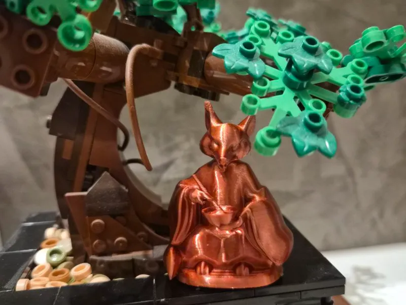 Kitsune decorative statue