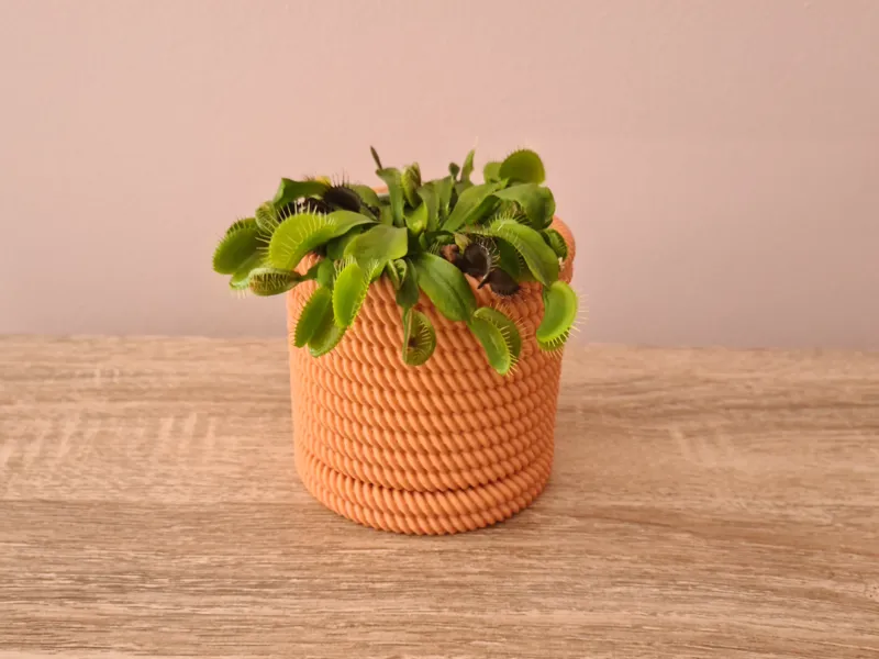 Rope Style Self Watering Pot
