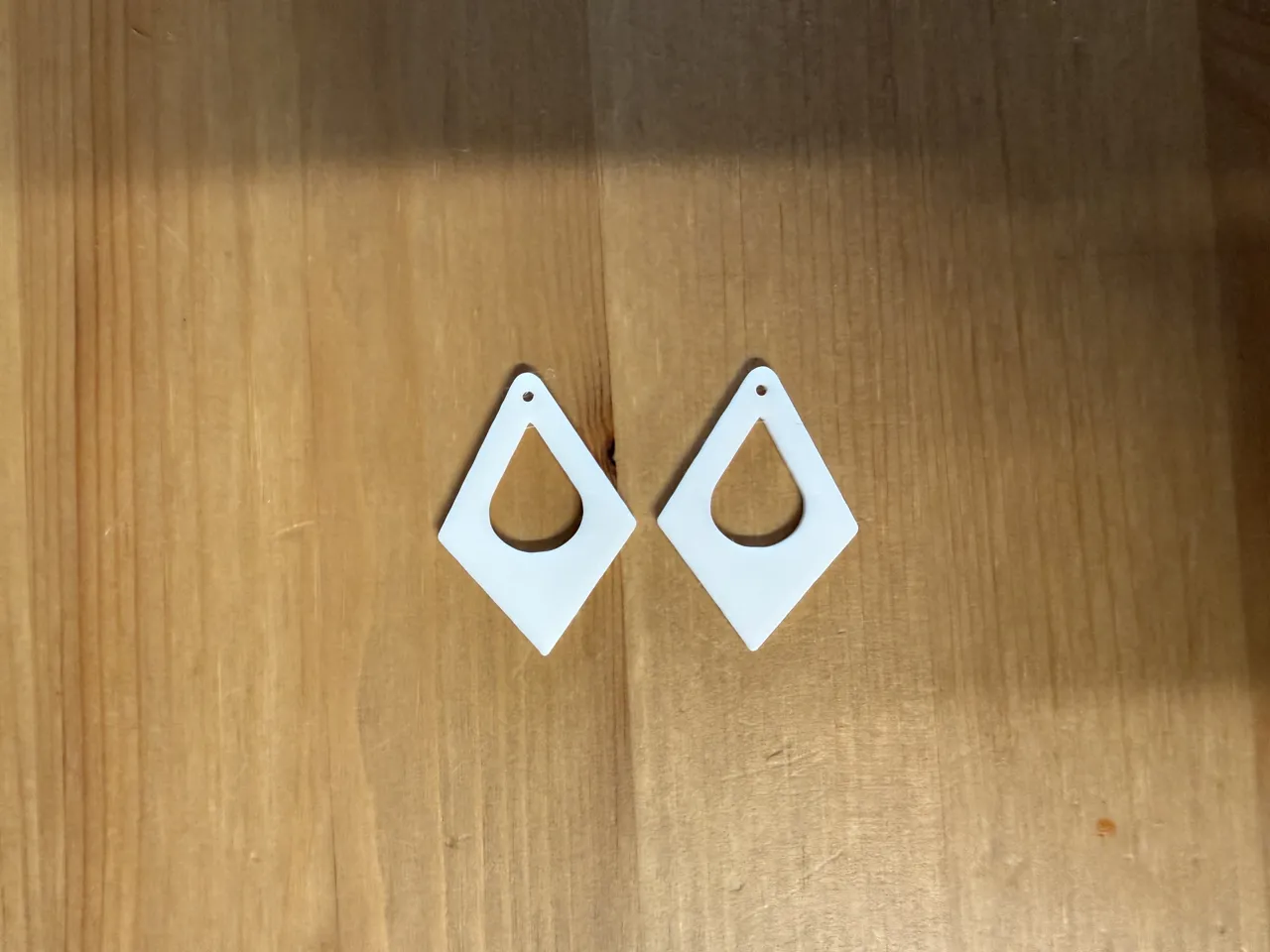 earrings view 2