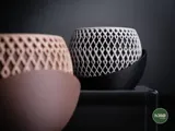Минималистична саксия с орнаменти