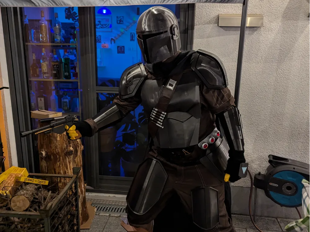 Mandalorian Full Cosplay (sorted+easy) - Remix! - Free 3D Print Model ...