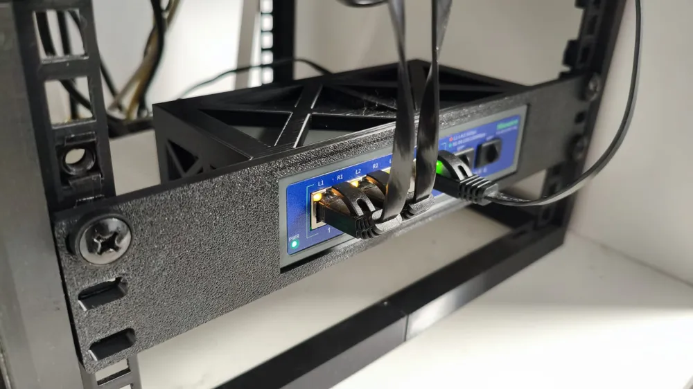 Switch Tray Hi-K0402WS rack 10 - Free 3D Print Model - MakerWorld