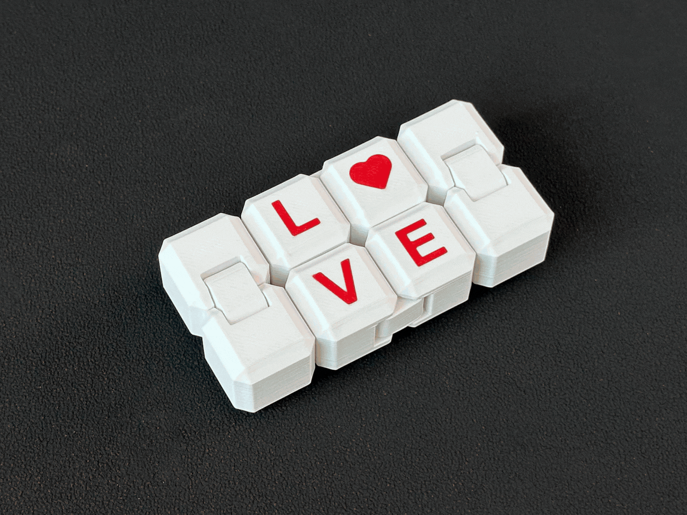 LOVE Endless Flip Cube – Heart Fidget Toy