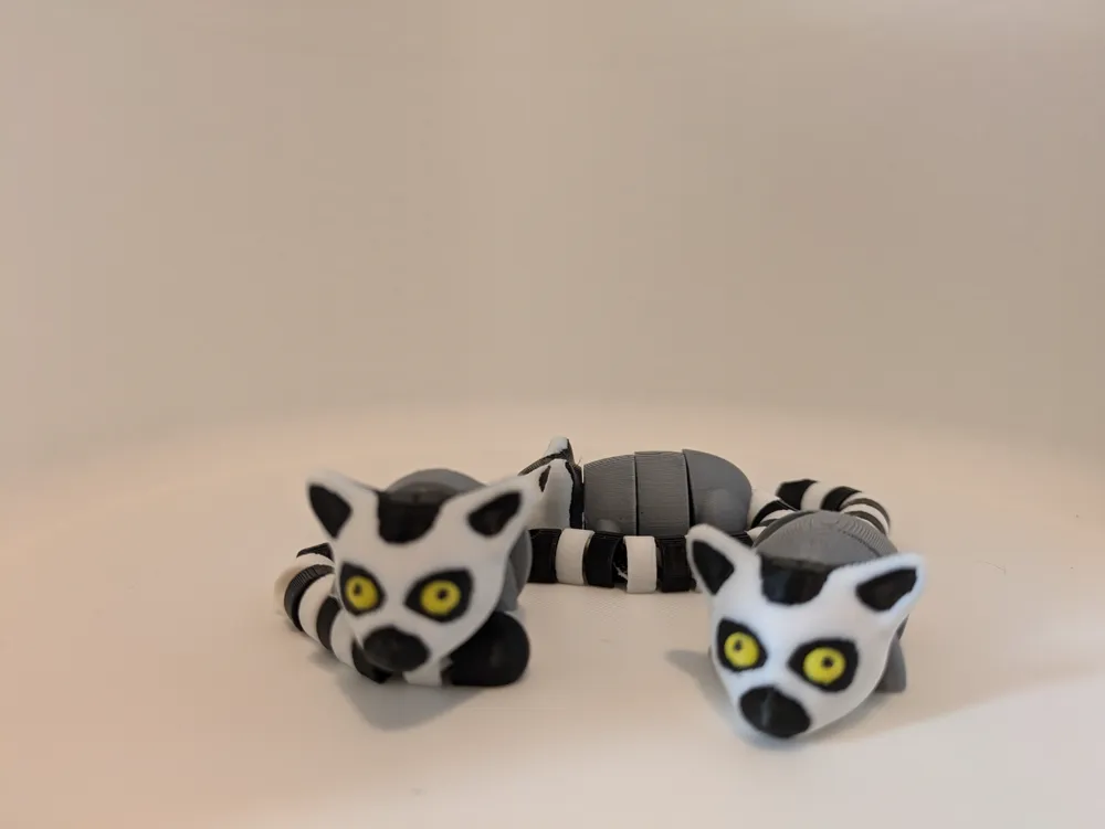 cute baby flexi ring tailed lemur - Free 3D Print Model - MakerWorld