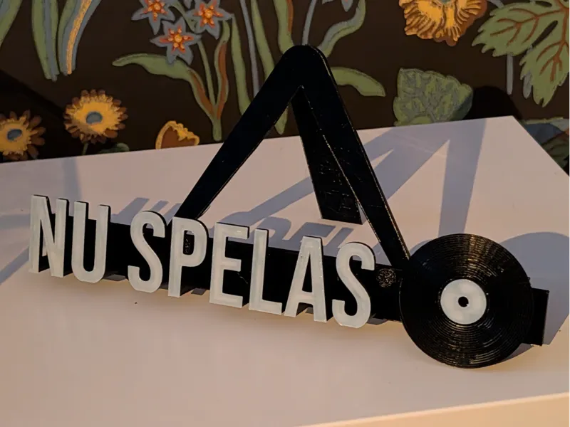 Nu spelas (Now playing SWEDISH) 