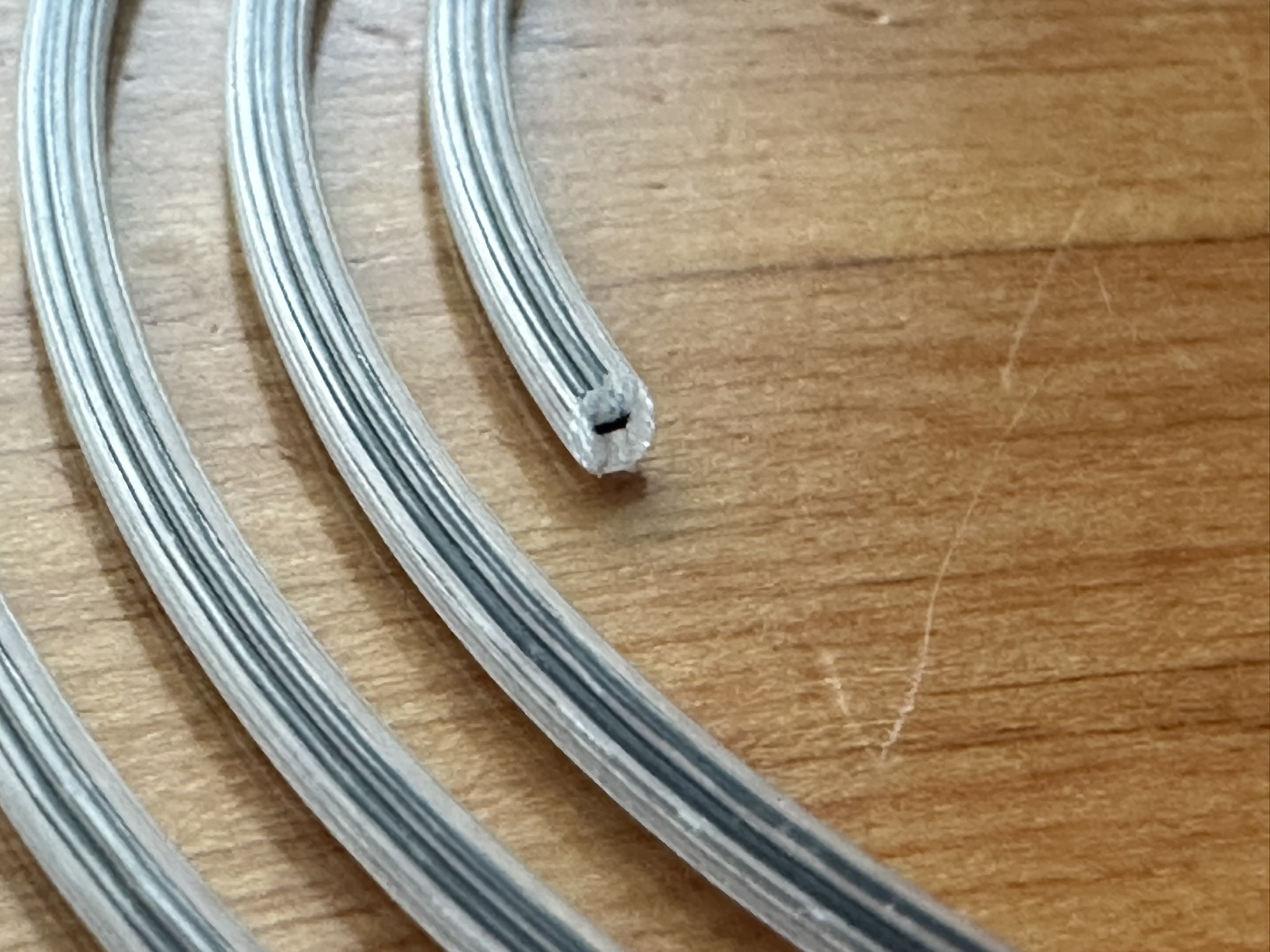 Miniatura 4 do modelo 3D Custom Translucent Filament Creator