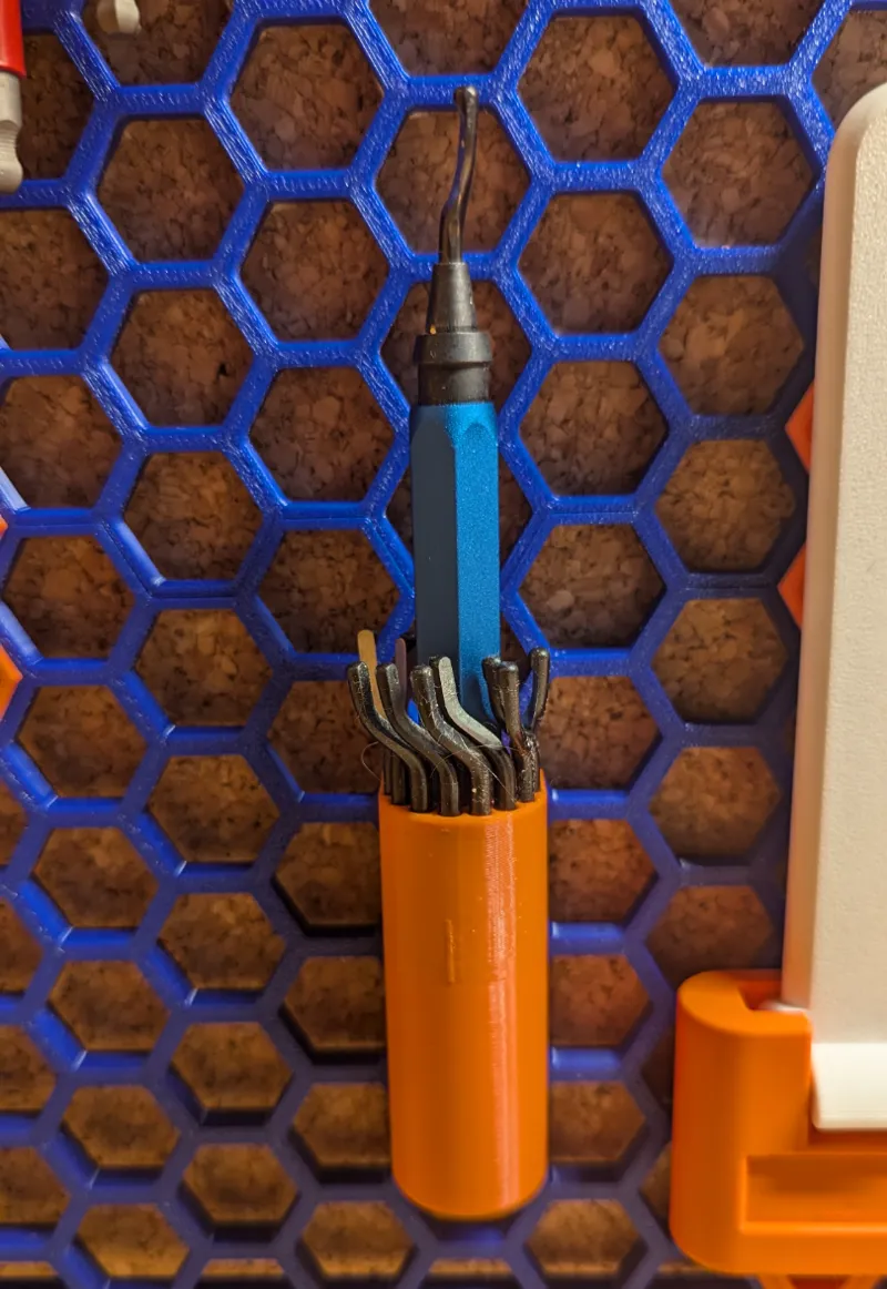 Honeycomb deburring tool