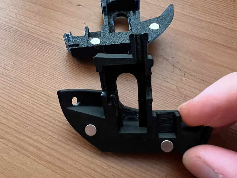 Benchy aimanté (réfrigérateur, support photo)