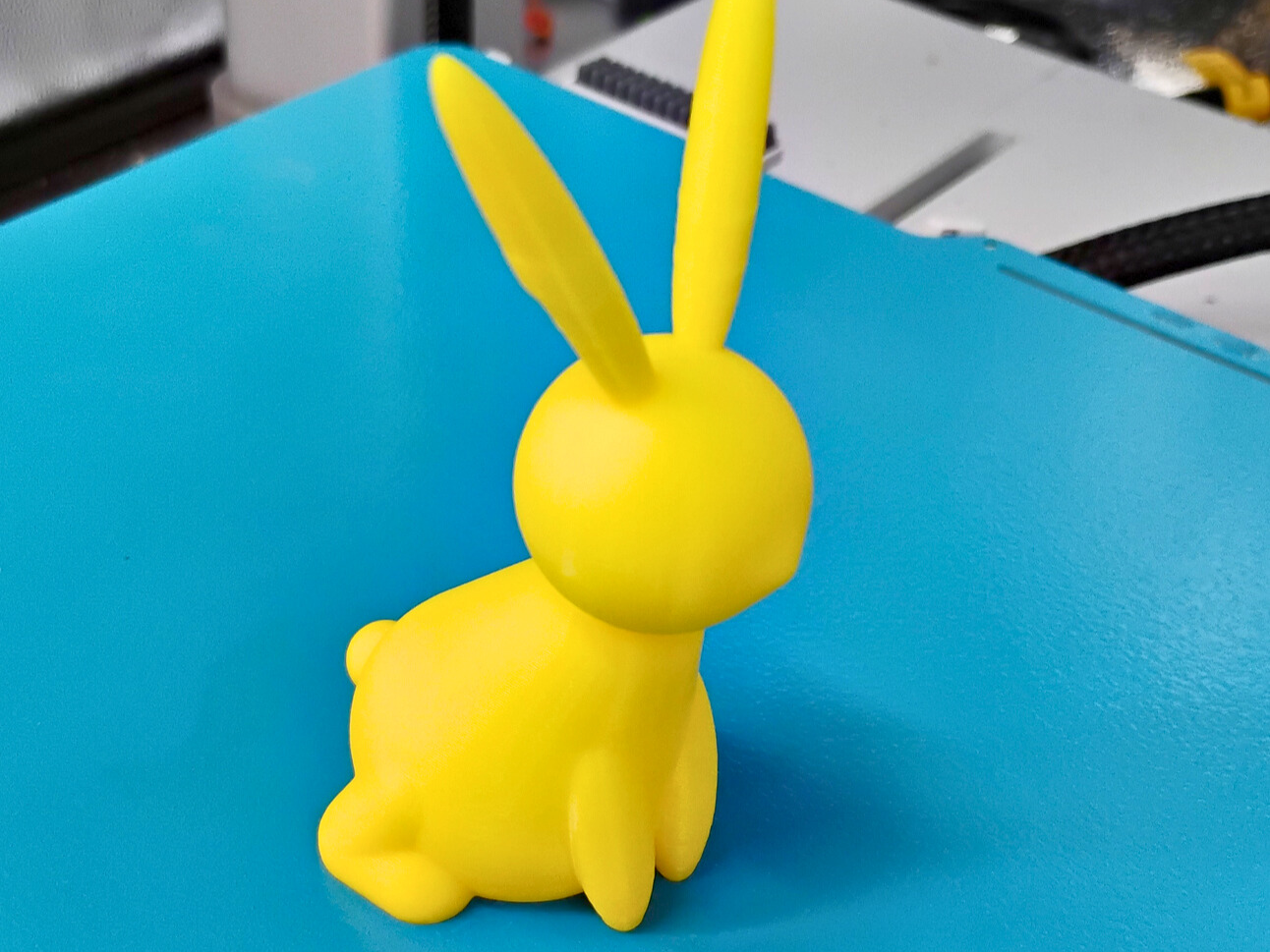 Minimalist Easter Bunny – Support-Free Print