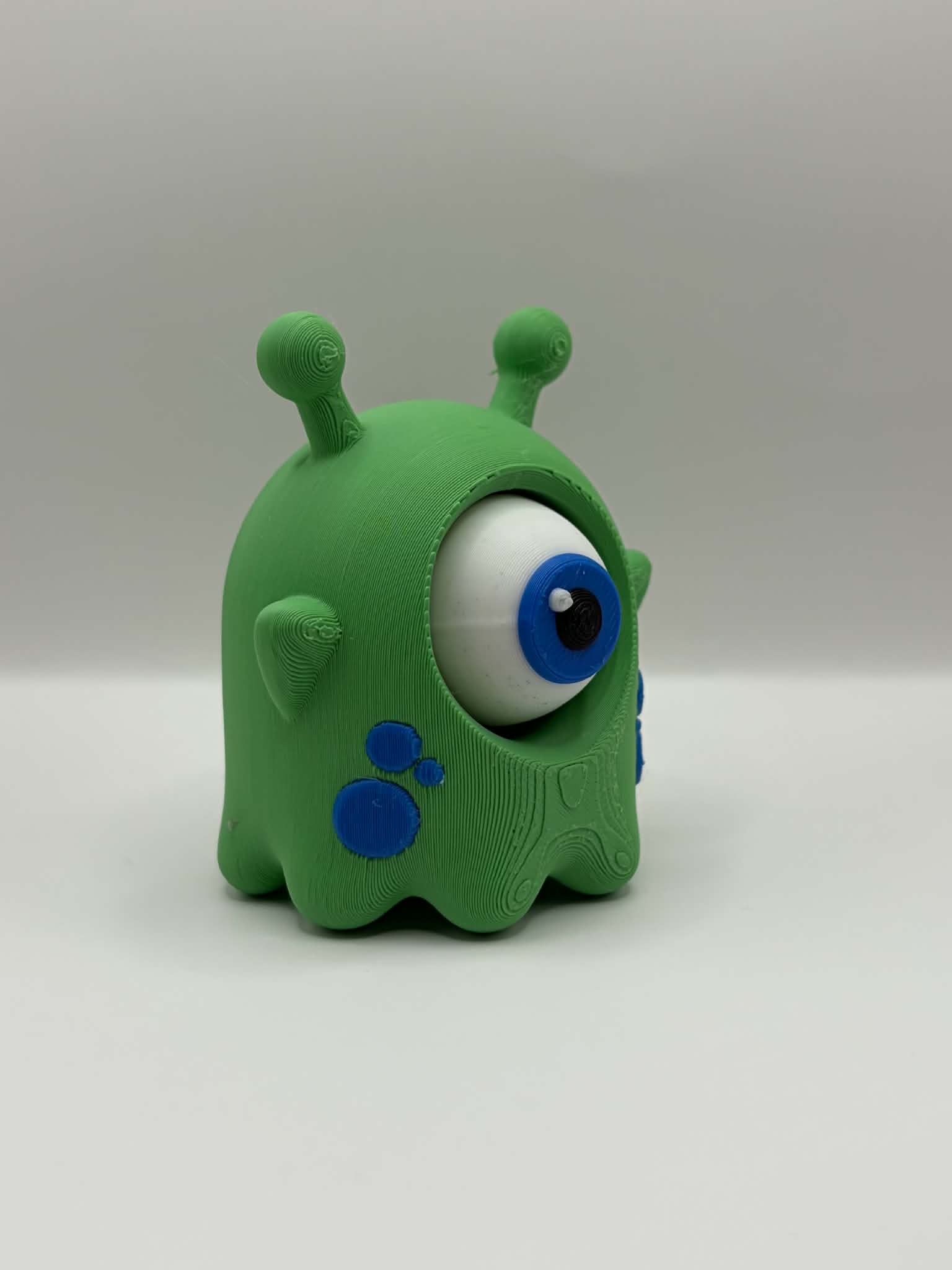 Alien Clicker | Cyclops Eye Fidget - Free 3D Print Model - MakerWorld