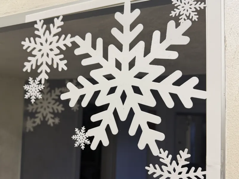 snowflakes Christmas decorations 