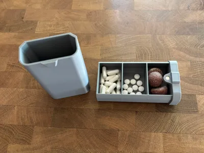 Magnetic Pill Box
