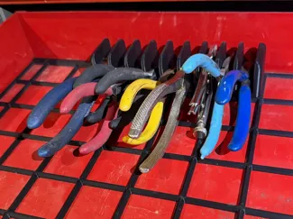 Gridfinity rack for 9 sets of Pliers - tall