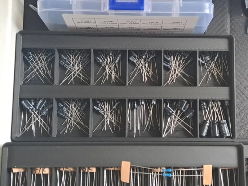 Electrolytic Capacitor Bin - 4x2 - Gridfinity