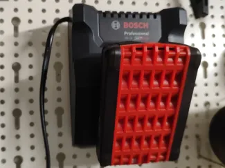 Tegometall Bosch GAL 18V-20 Akku Ladegerät Halter