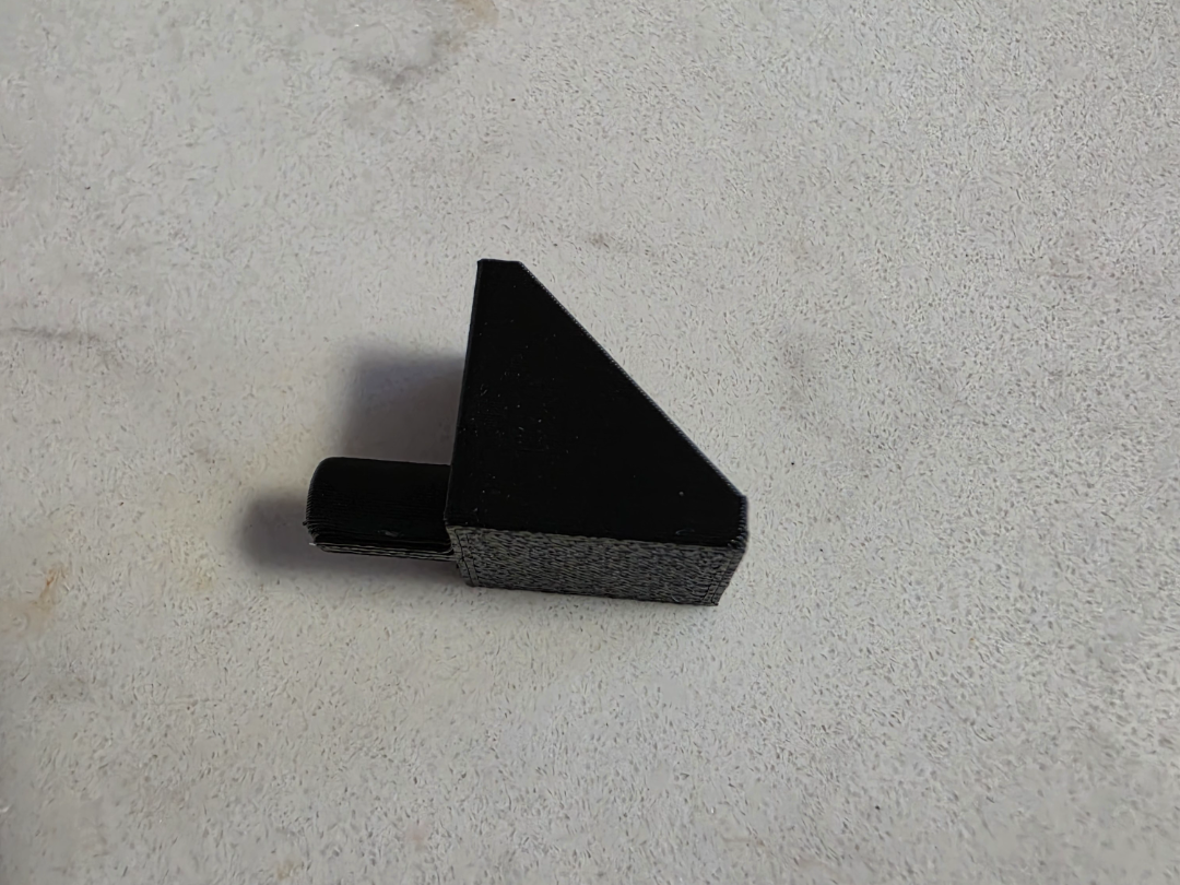 Shelf Support Peg 5x10— Reinforced Wedge Shelf Pin
