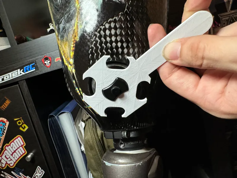 Prosthetic suction release valve wrench