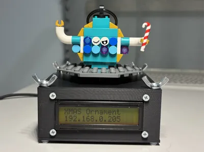 Rotating Stand For Displaying Bricks