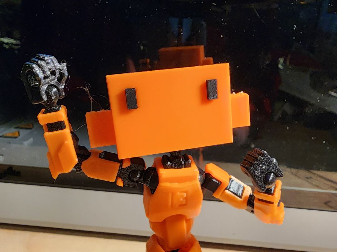 Claw'd Dummy Head