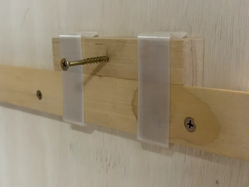 French Cleat Retainer Clip