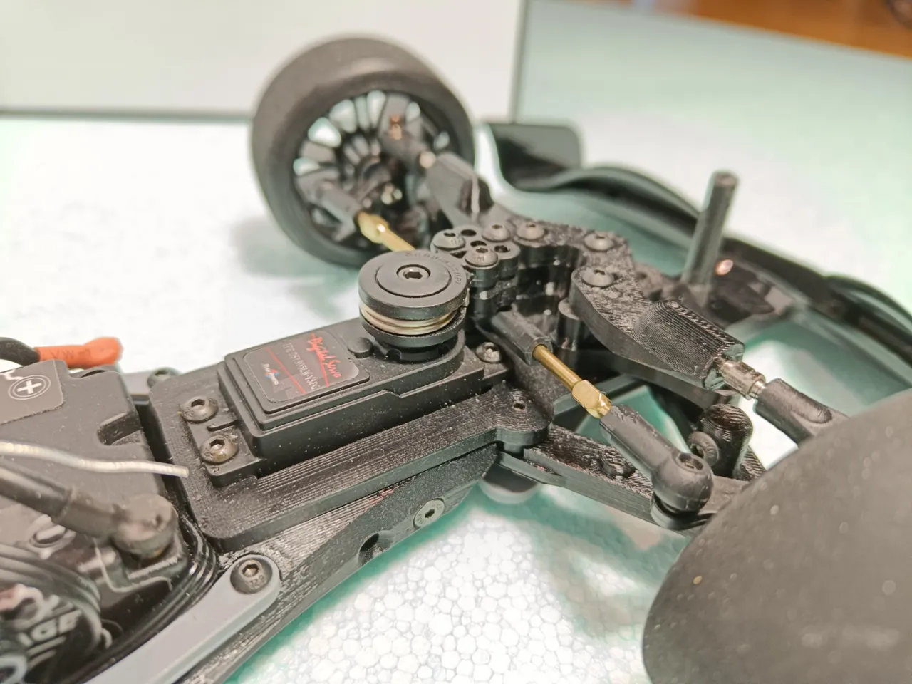 F1 Rc car 1/10 view 4